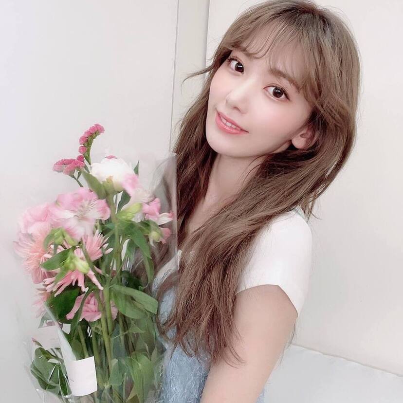 宮脇咲良ちゃん愛用のコスメまとめ♡メイクポーチのブランドは？