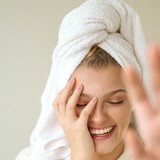 毛穴がキレイに♡ホットタオル洗顔のやり方をご紹介！