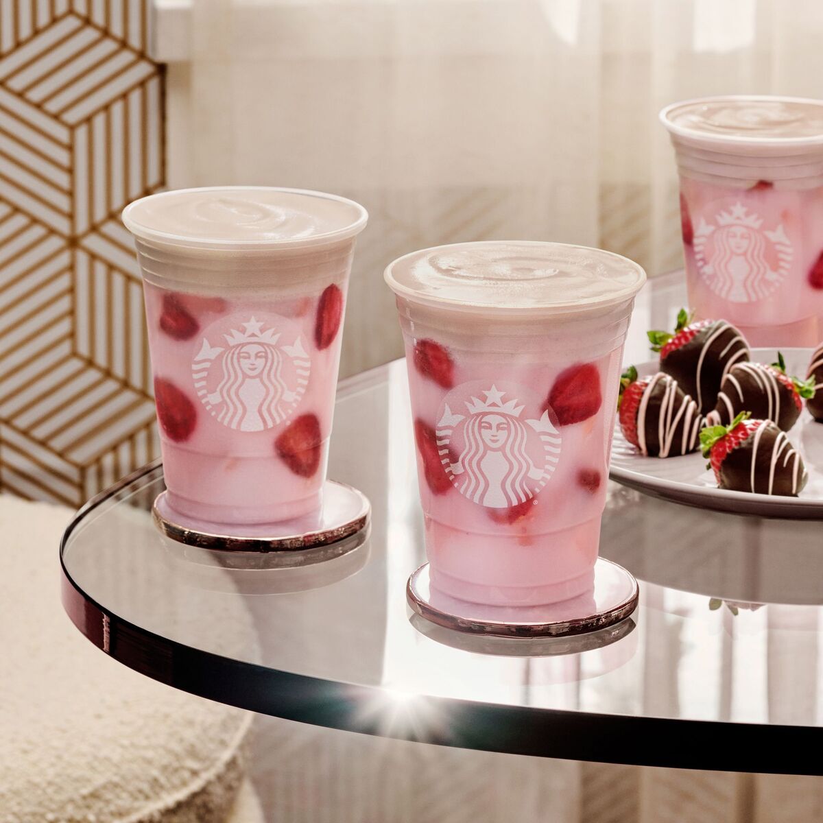 2024年春】国内カフェチェーンの新作ドリンク特集 | -Mint-[ミント]